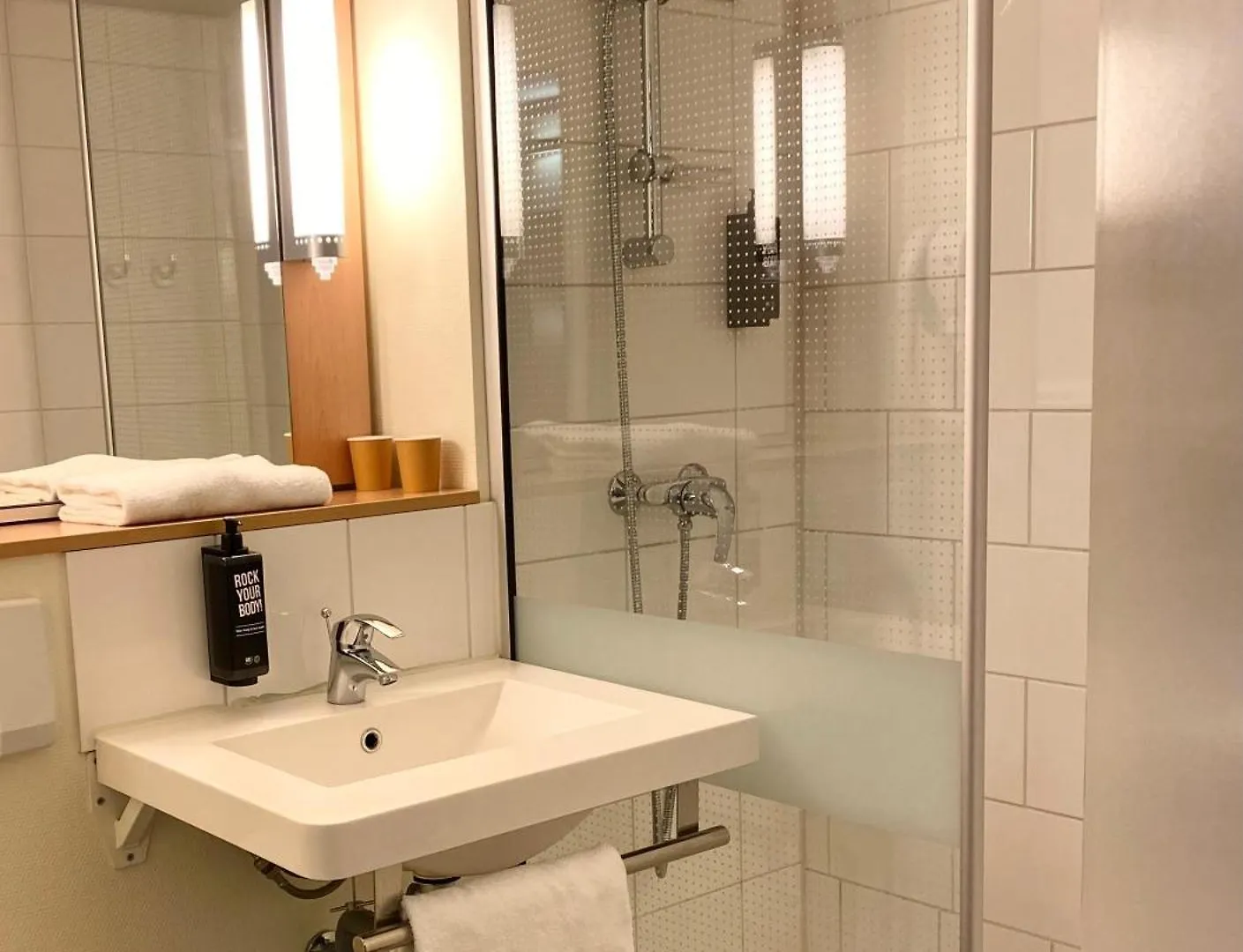 Ibis Lyon Sud Chasse Sur Rhone Hotel
