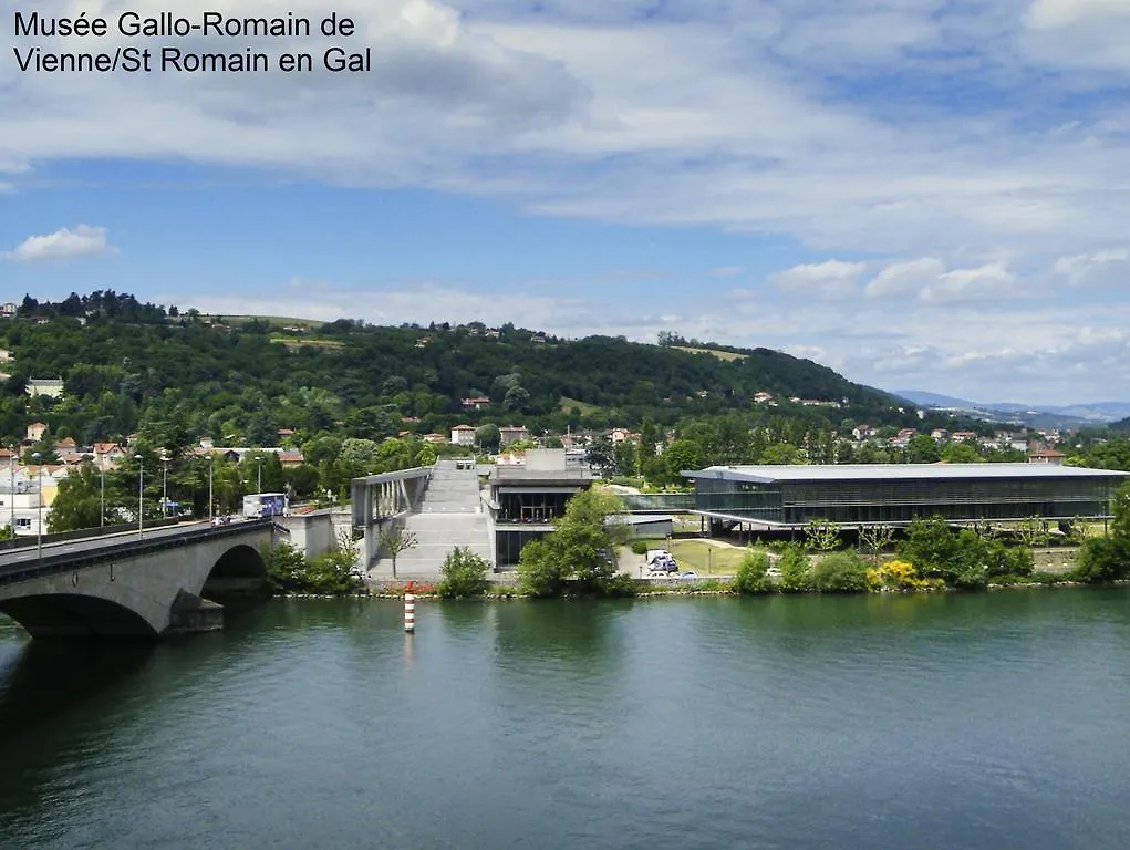 Hotel Ibis Lyon Sud Chasse Sur Rhone  Chasse-sur-Rhône